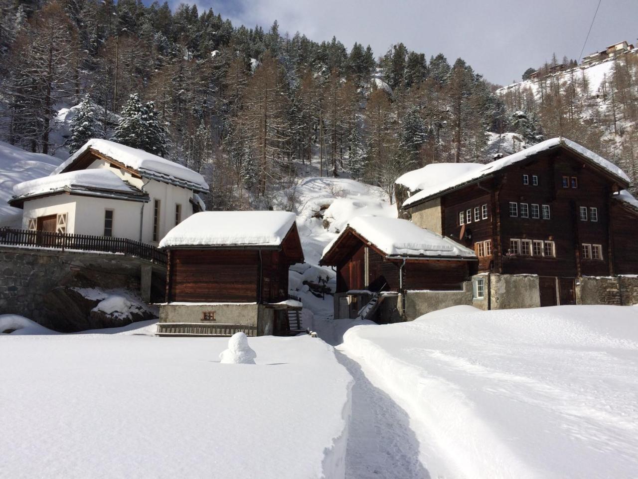 B&B Haus Granit Saas Grund Exterior photo